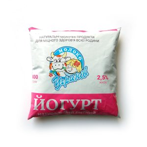 Йогурт питний УГРИНІВМОЛОКО без наповнювача 2,5%, 400 г